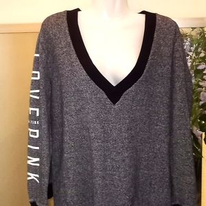 PINK VS V Neck Longsleeved Sweatshirt